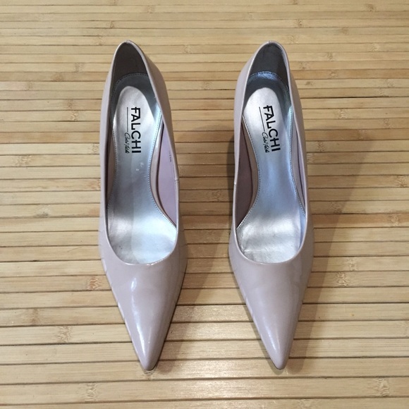 Carlos Falchi Shoes - Falchi by Carlos Falchi nude pointed heels